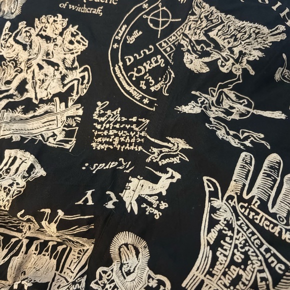 Disturbia Heresy Paperbag Pants - Picture 7 of 7